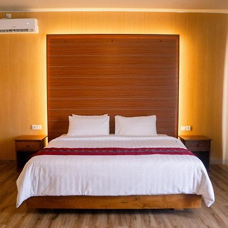 Christika Homestay Лабуан Баджо Екстериор снимка